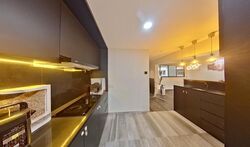 Blk 556 Jurong West Street 42 (Jurong West), HDB Executive #497643261